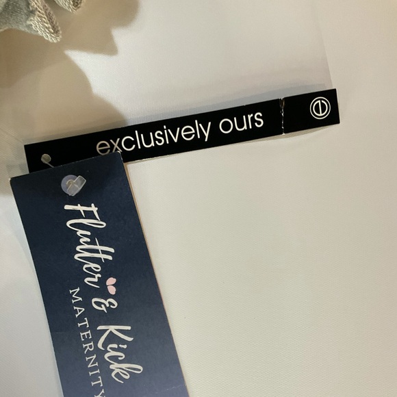 Flutter & Kick gray crew neck ruffled sleeve dress - Picture 11 of 13